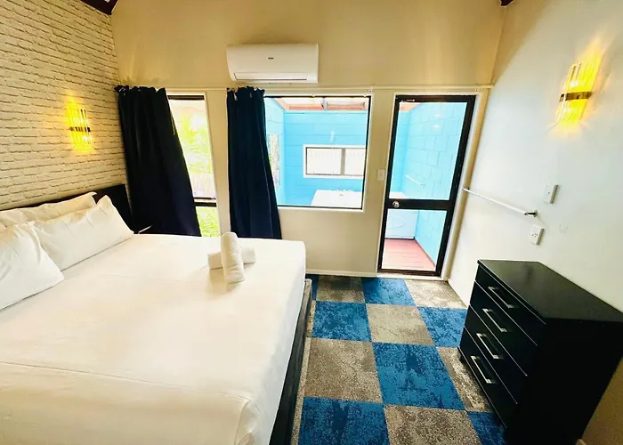 Apex On Fenton Motel